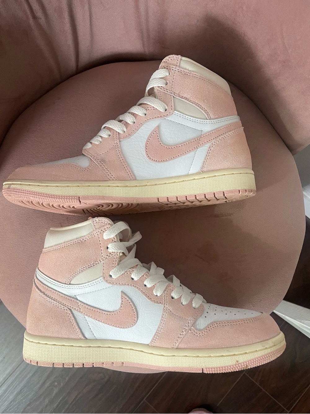 Air Jordan 1 Washed Pink